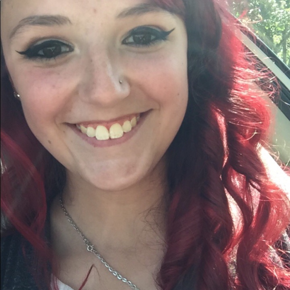 Meet your Posher, Victoria